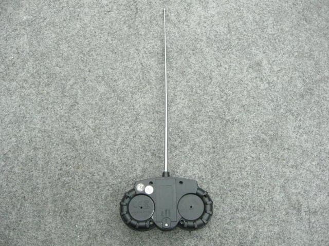 Remote Controller for Toy - FCC ID ZQIR7RC826027 - Hexxa (HK) Co. Ltd. (2)