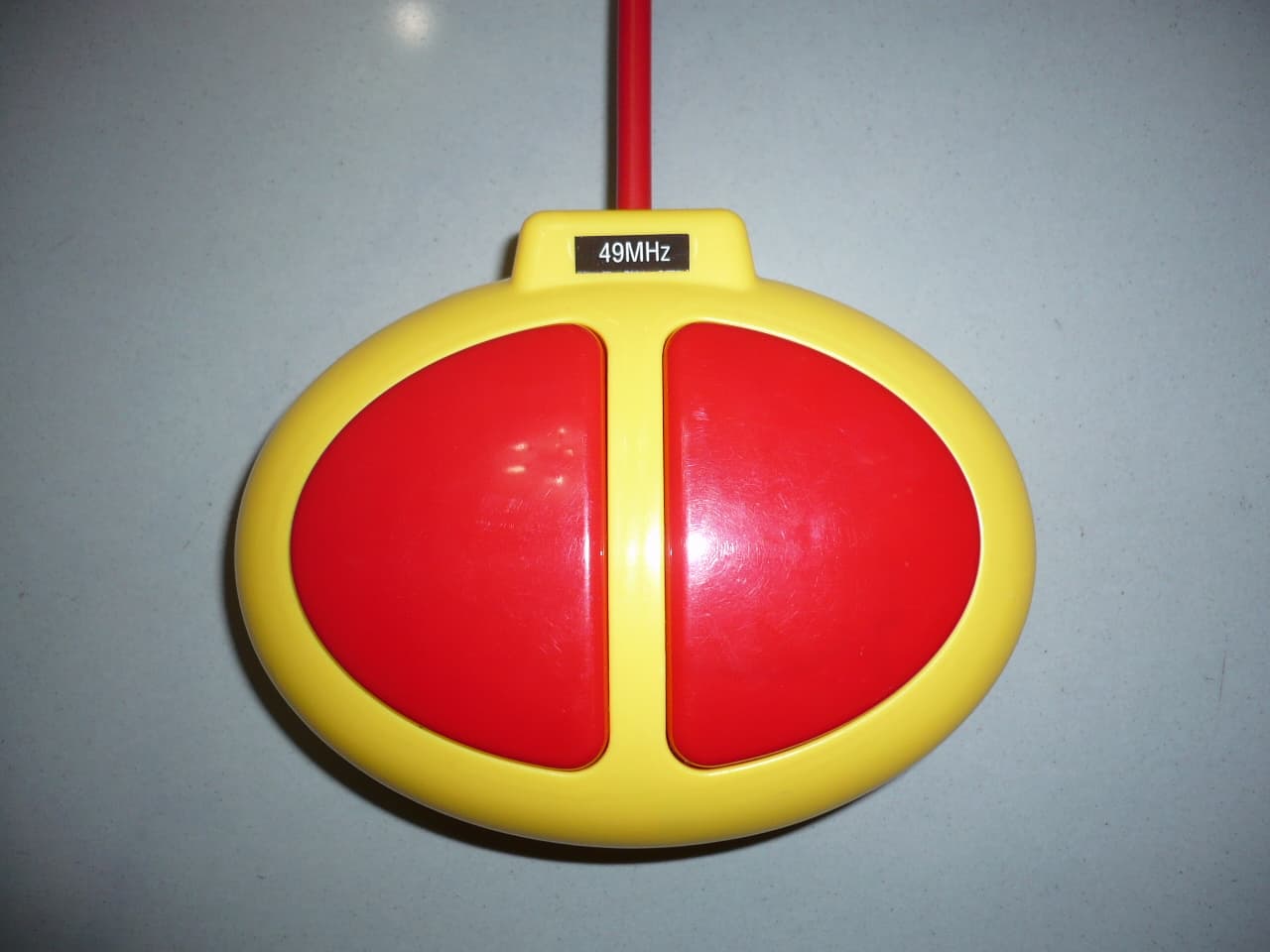49.82-49.90 MHz WIRELESS R/C TOY-TX - FCC ID ZQJ591T49 - Bold Well Industrial Ltd. (2)