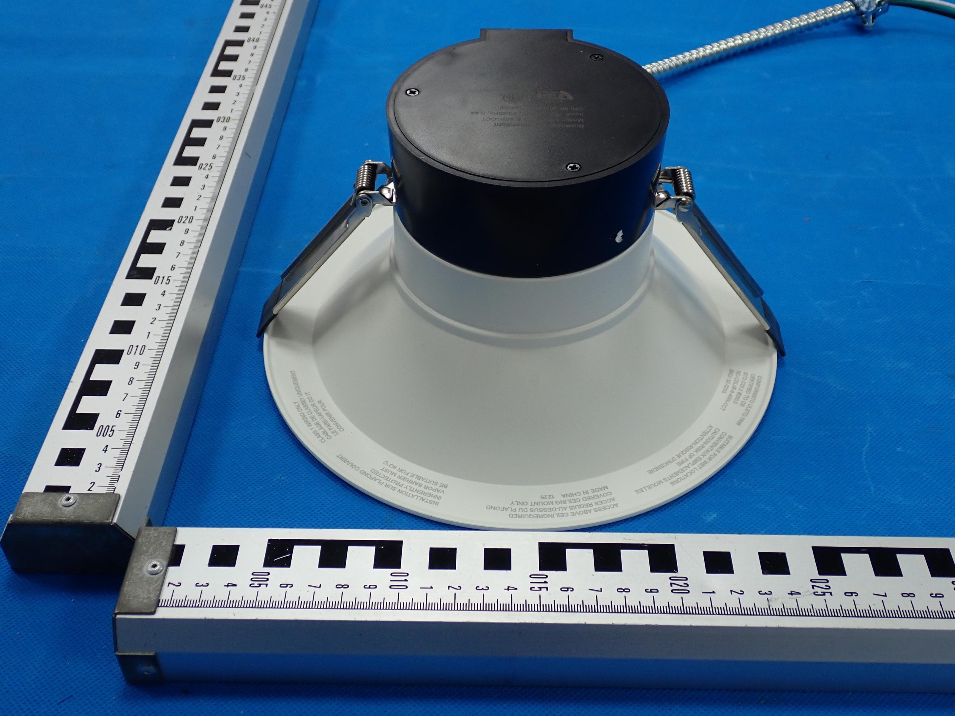 LED recessed downlight - FCC ID ZR3-DL107RG - Signcomplex Limited (4)