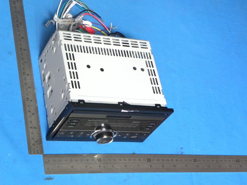 Dash-dock Multimedia - FCC ID ZR6DDM-101 - CAMI (HK) COMPANY LIMITED (4)
