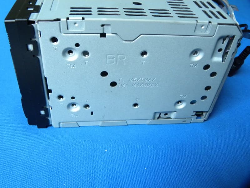 Dash-dock Multimedia - FCC ID ZR6DDM-101 - CAMI (HK) COMPANY LIMITED (2)