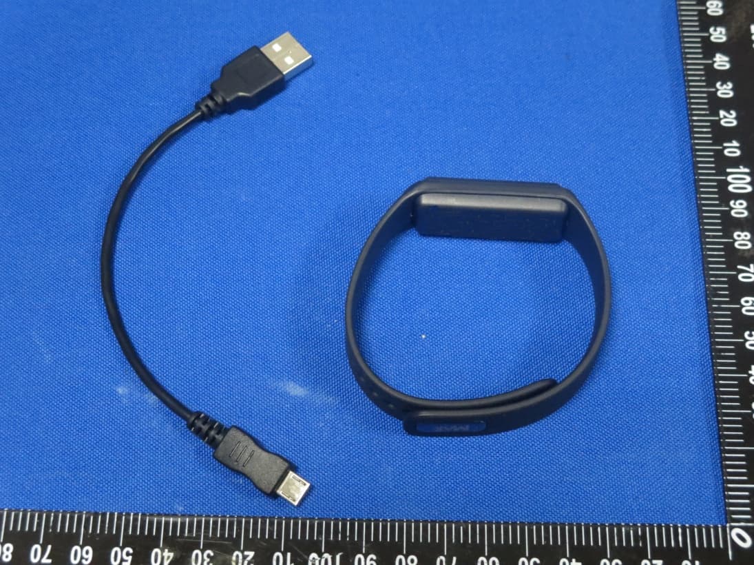 Smart Activity and Sleep Tracker - FCC ID ZRR-IR139 - Shenzhen Adition Audio Science & Technology CO., LTD.