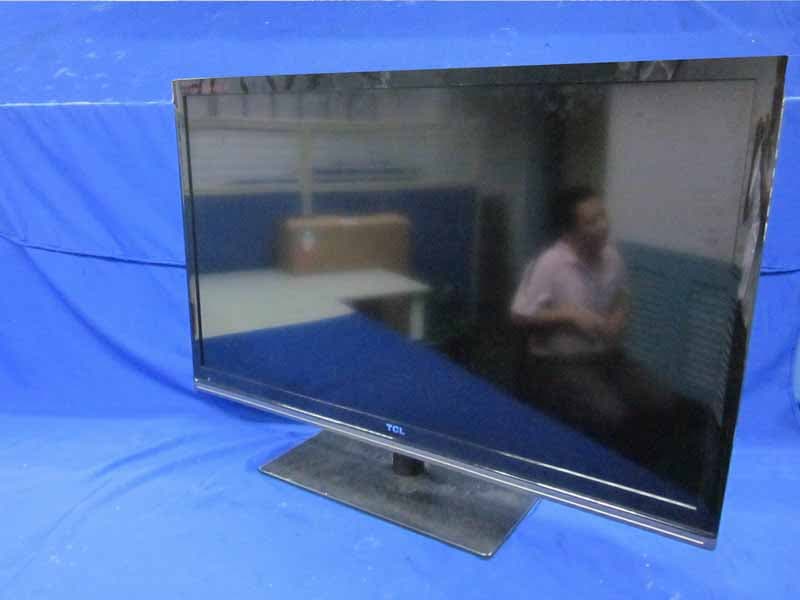 LCD TV - FCC ID ZSR46LEDF3200B - Nebraska Furniture Mart (3)