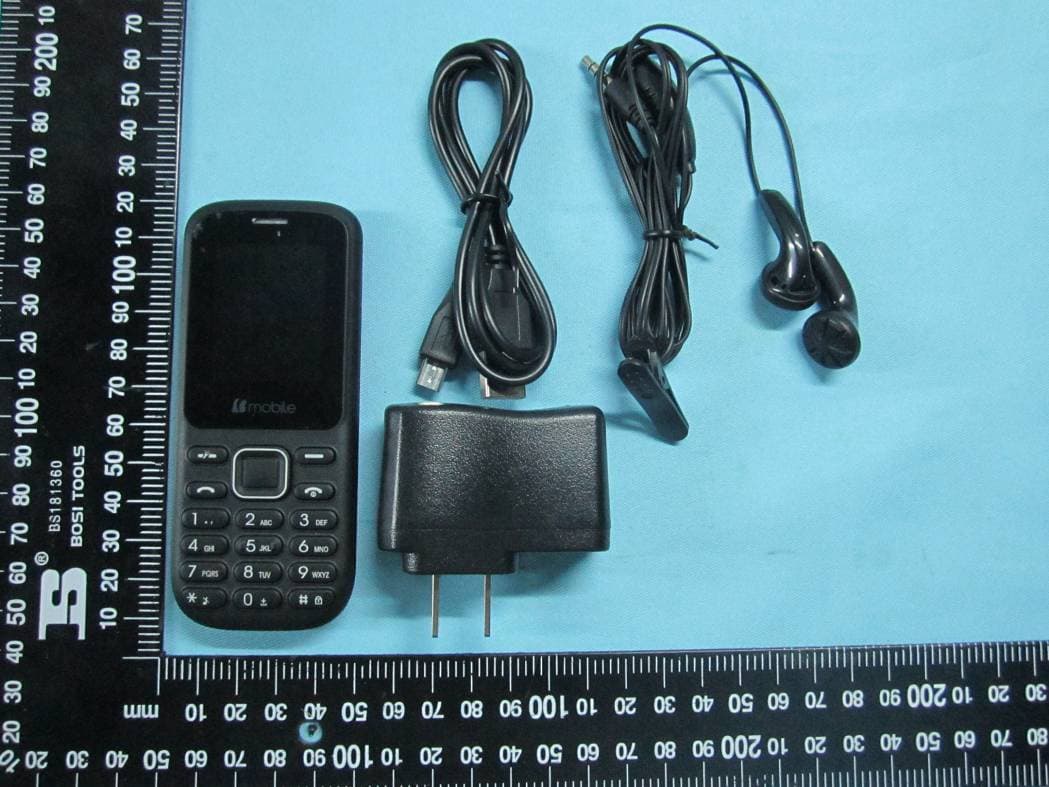 Mobile phone - FCC ID ZSW-10-001 - b mobile HK Limited