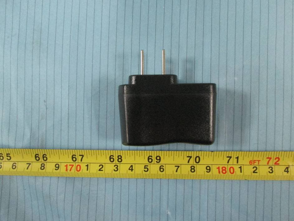 Mobile Phone - FCC ID ZSW-10-003 - b mobile HK Limited (4)