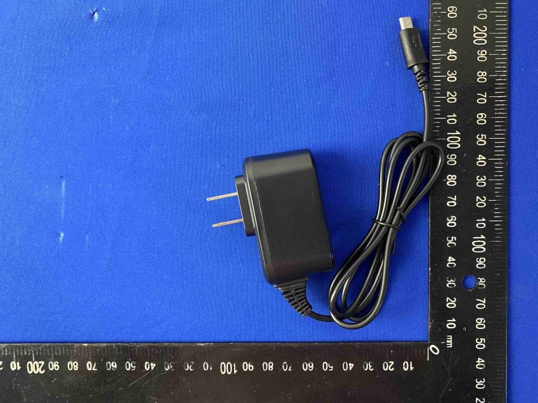 Mobile Phone - FCC ID ZSW-10-032 - b mobile HK Limited (2)
