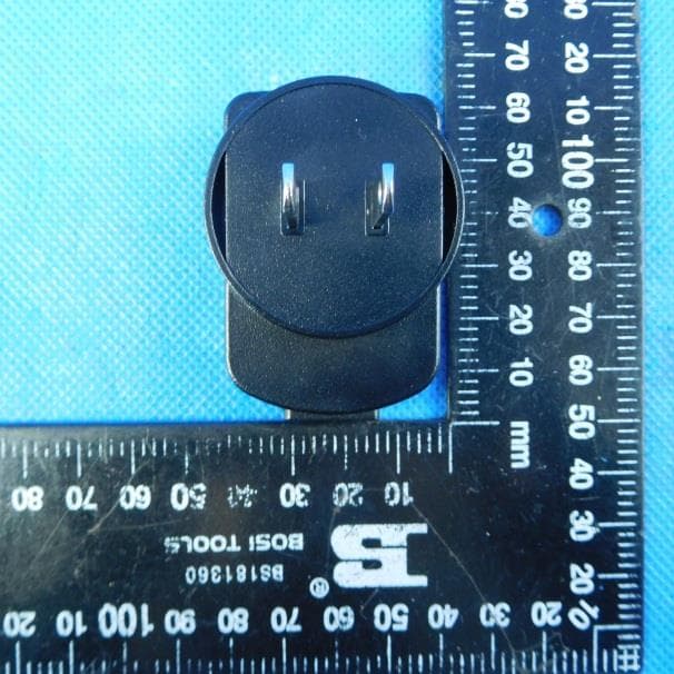 Mobile Phone - FCC ID ZSW-10-035 - b mobile HK Limited (4)