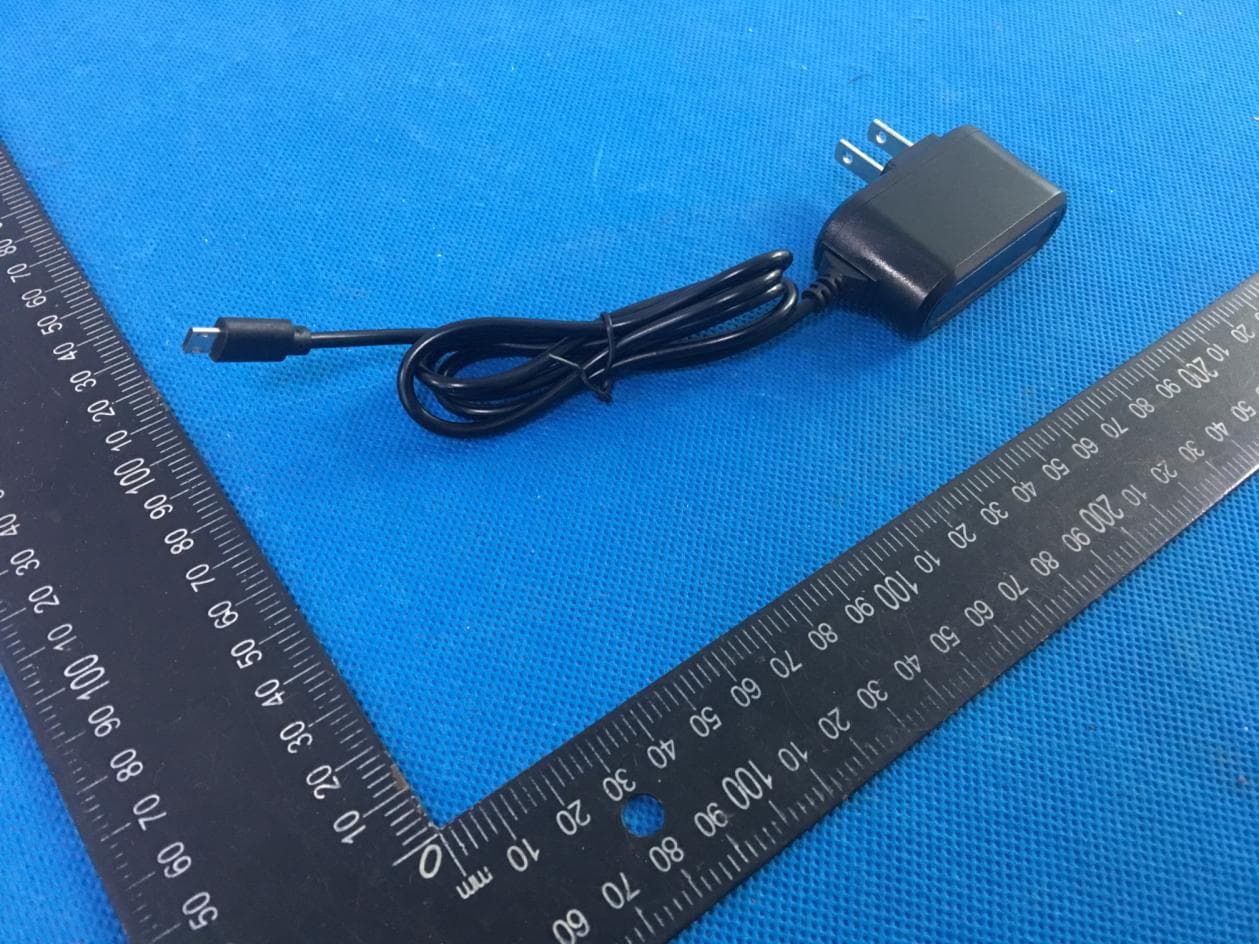 Mobile Phone - FCC ID ZSW-10-040 - b mobile HK Limited