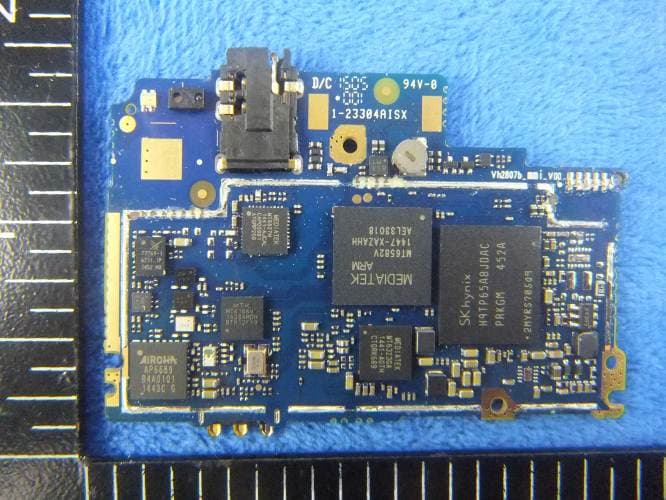 Mobile phone - FCC ID ZSW-30-010 - b mobile HK Limited