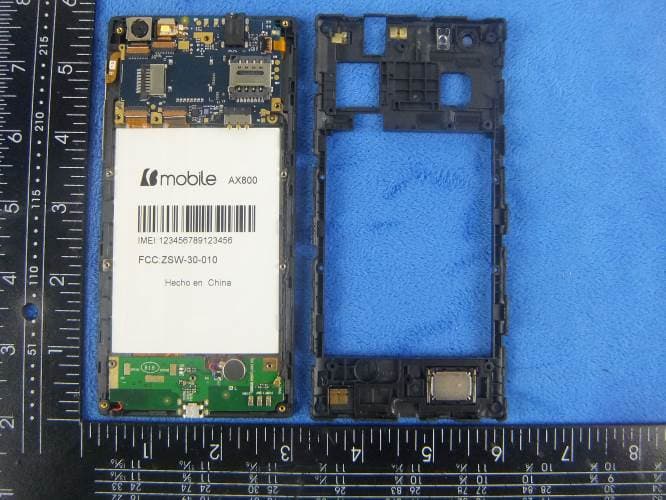 Mobile phone - FCC ID ZSW-30-010 - b mobile HK Limited (4)