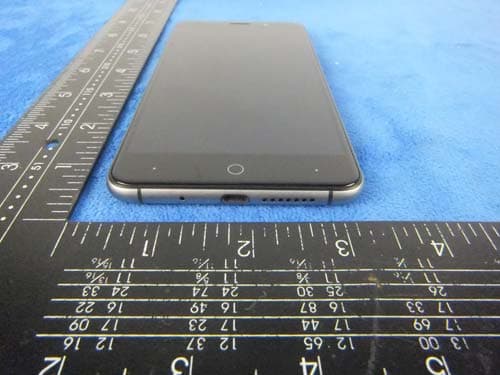 Mobile Phone - FCC ID ZSW-30-018 - b mobile HK Limited (5)