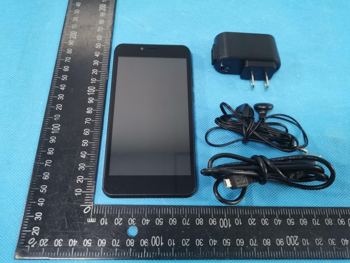 Mobile Phone - FCC ID ZSW-30-110 - b mobile HK Limited (3)