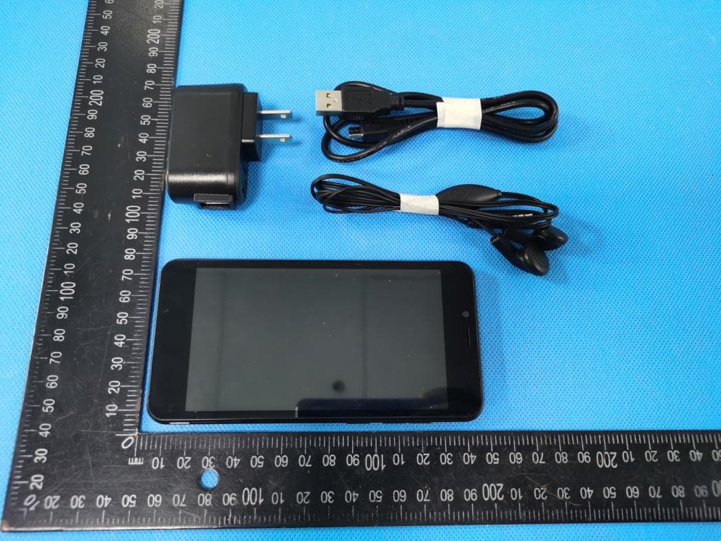 Mobile Phone - FCC ID ZSW-30-113 - b mobile HK Limited