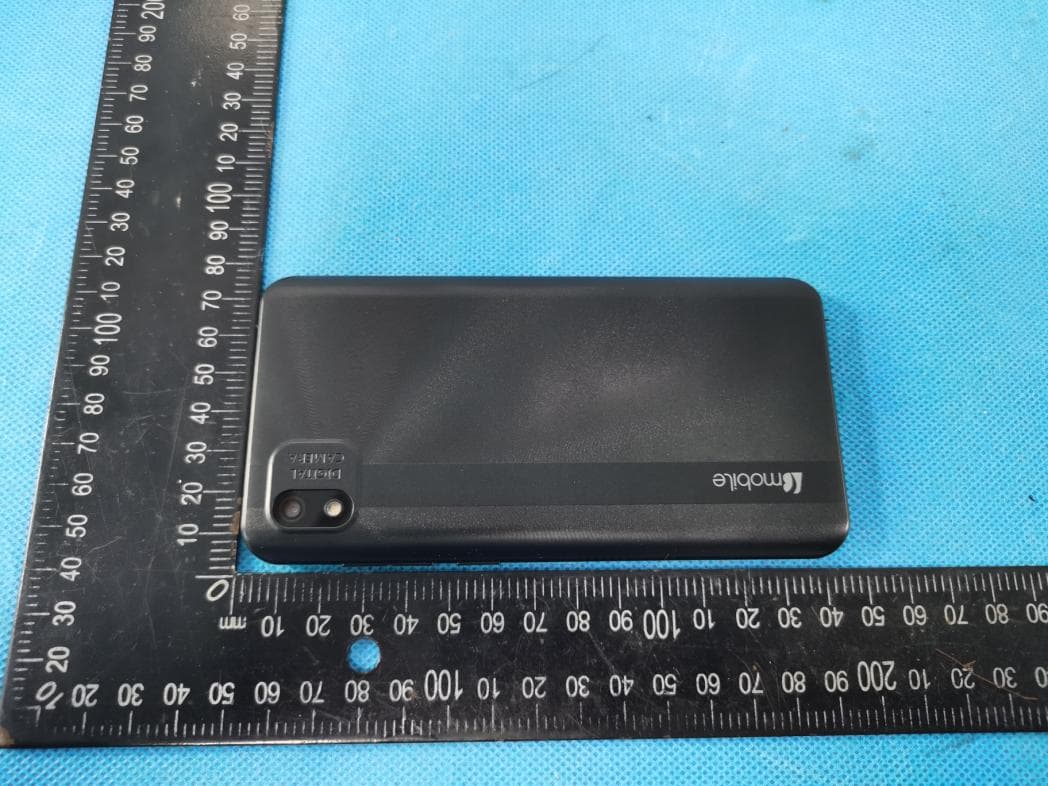 Mobile phone - FCC ID ZSW-30-114 - b mobile HK Limited (3)