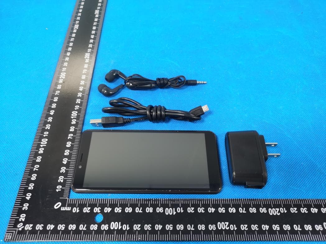 Mobile Phone - FCC ID ZSW-30-132 - b mobile HK Limited (2)