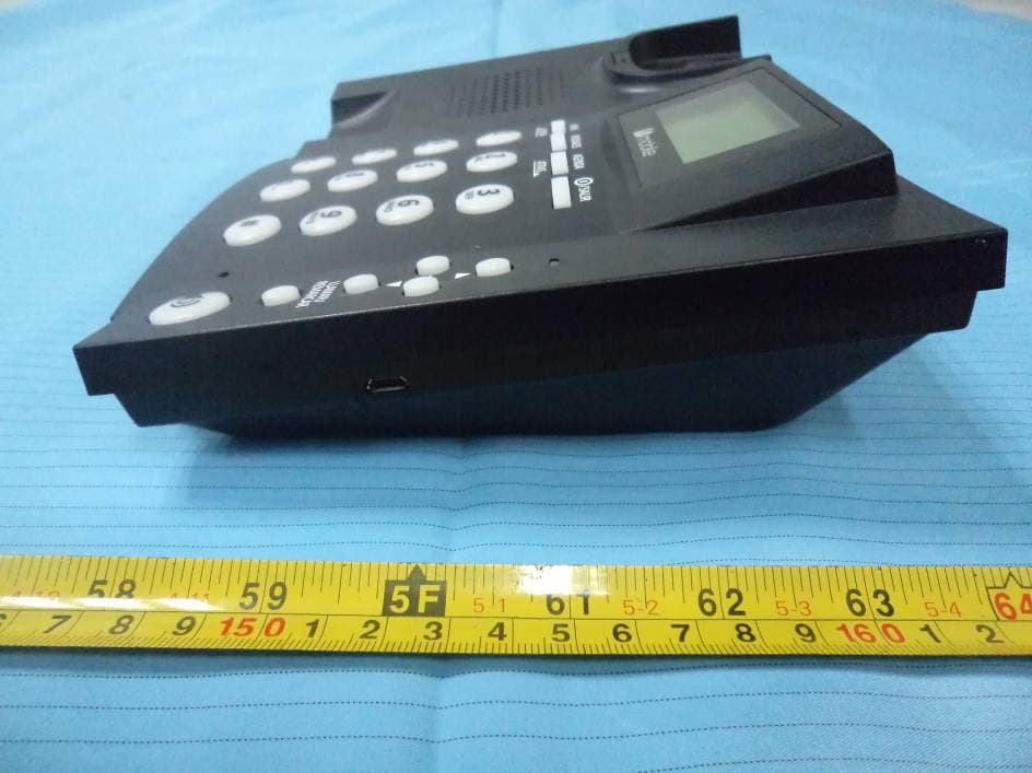 FIXED WIRELESS PHONE - FCC ID ZSW-FX1000 - b mobile HK Limited (2)