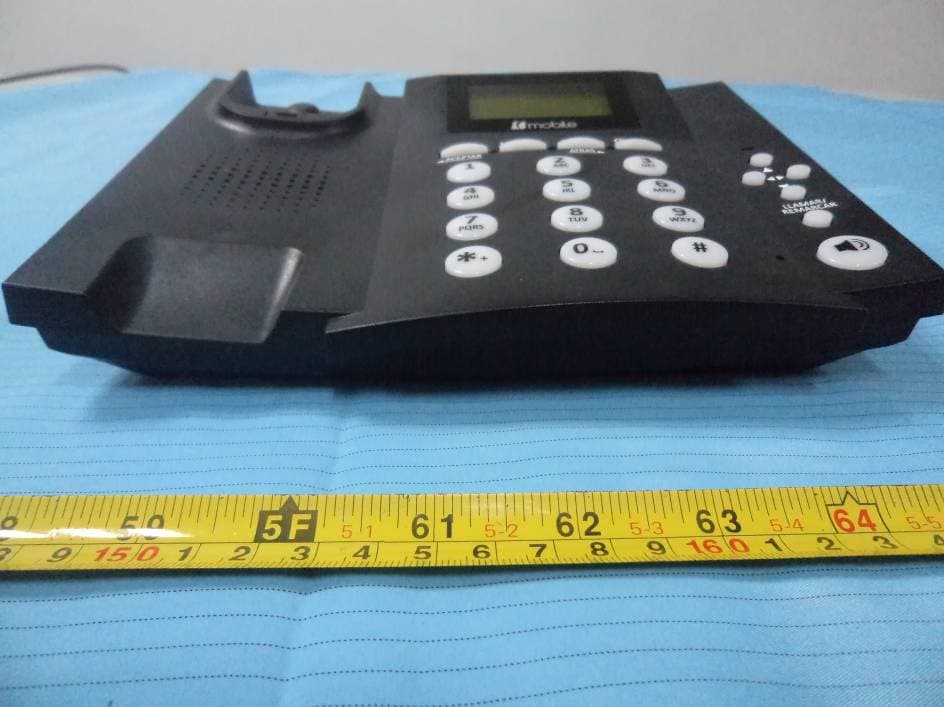 FIXED WIRELESS PHONE - FCC ID ZSW-FX1000 - b mobile HK Limited (5)