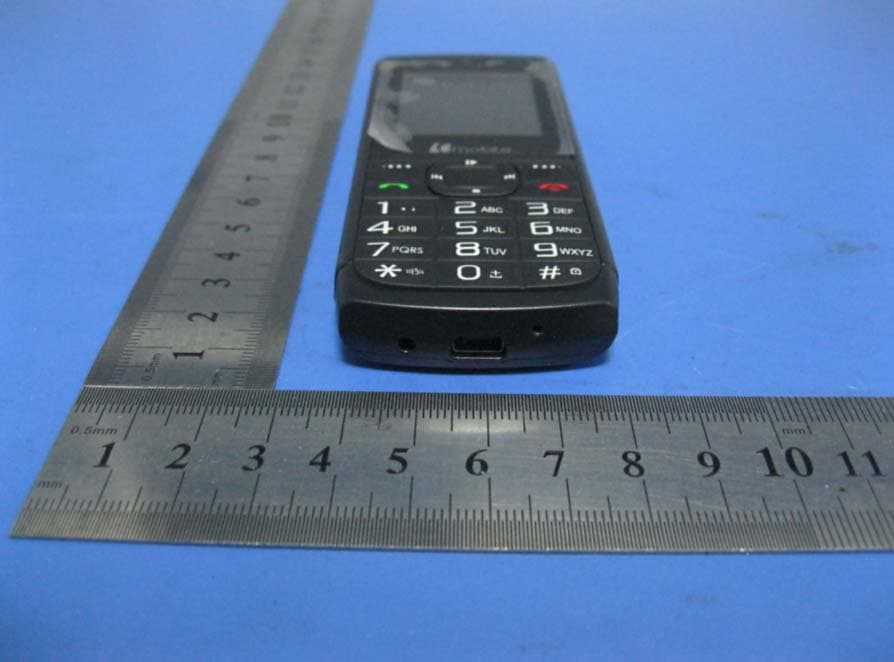 b mobile - FCC ID ZSW-S748 - b mobile HK Limited (2)