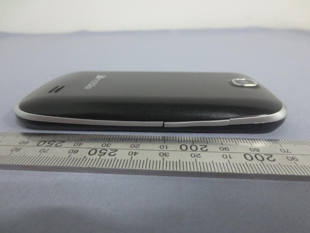 Mobile Phone - FCC ID ZSW-TX310-TV350 - b mobile HK Limited (3)