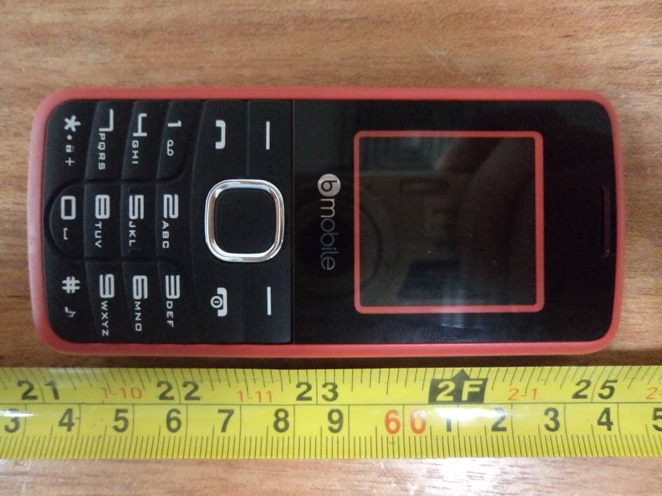 GSM Mobile Phone - FCC ID ZSWS223 - b mobile HK Limited