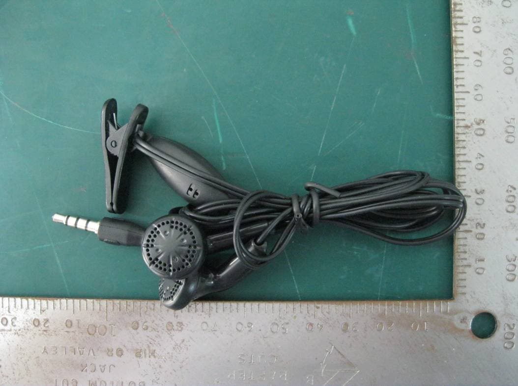 b mobile - FCC ID ZSWV330 - b mobile HK Limited (3)