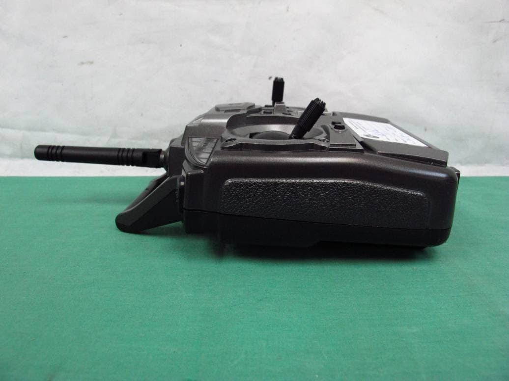 Remote Control Flying Saucer - FCC ID ZSYJXD76499973 - JINXINGDA PLASTIC TOYS FACTORY (3)