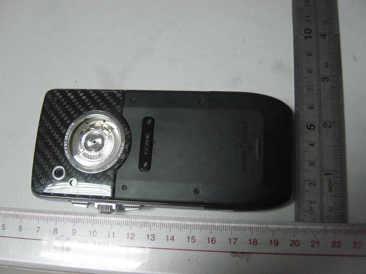 Mobile phone - FCC ID ZTBCHMN-01 - UN Cells Ltd (1)