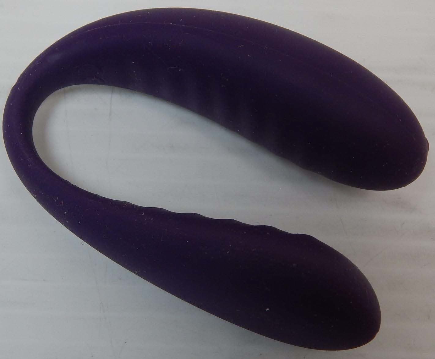 We-Vibe Classic Massager - FCC ID ZUE0550 - WOW Tech Canada Ltd.