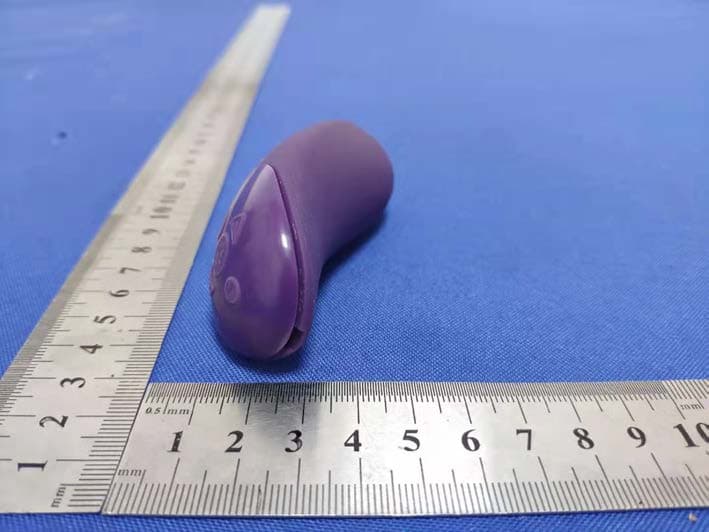Remote - FCC ID ZUE17000 - WOW Tech Canada Ltd. (3)