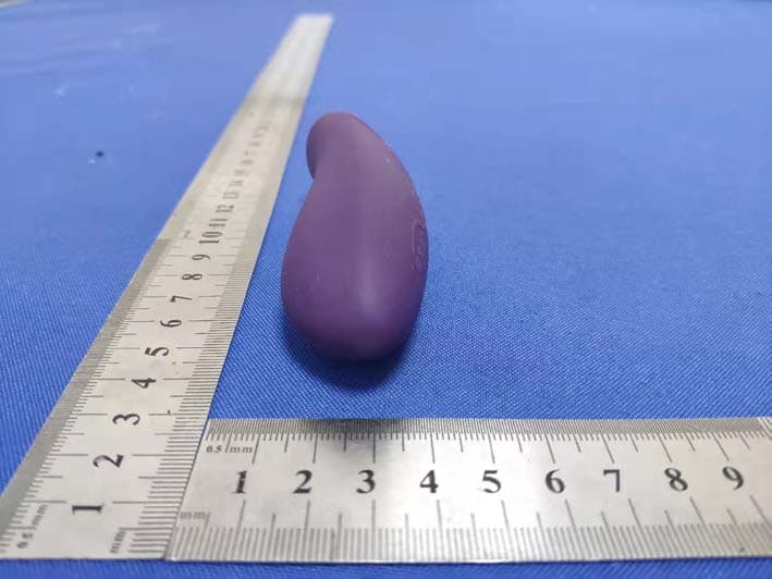 Remote - FCC ID ZUE17000 - WOW Tech Canada Ltd. (4)