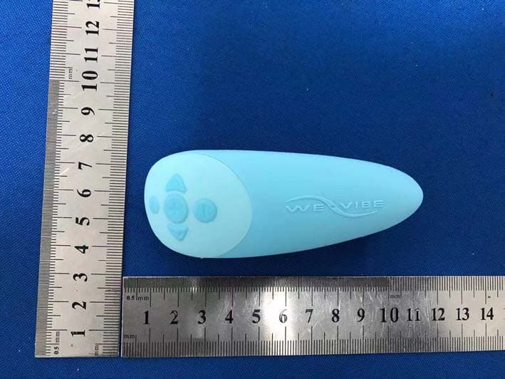Remote - FCC ID ZUE20000 - WOW Tech Canada Ltd.