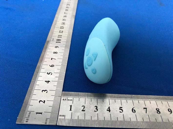 Remote - FCC ID ZUE20000 - WOW Tech Canada Ltd. (5)