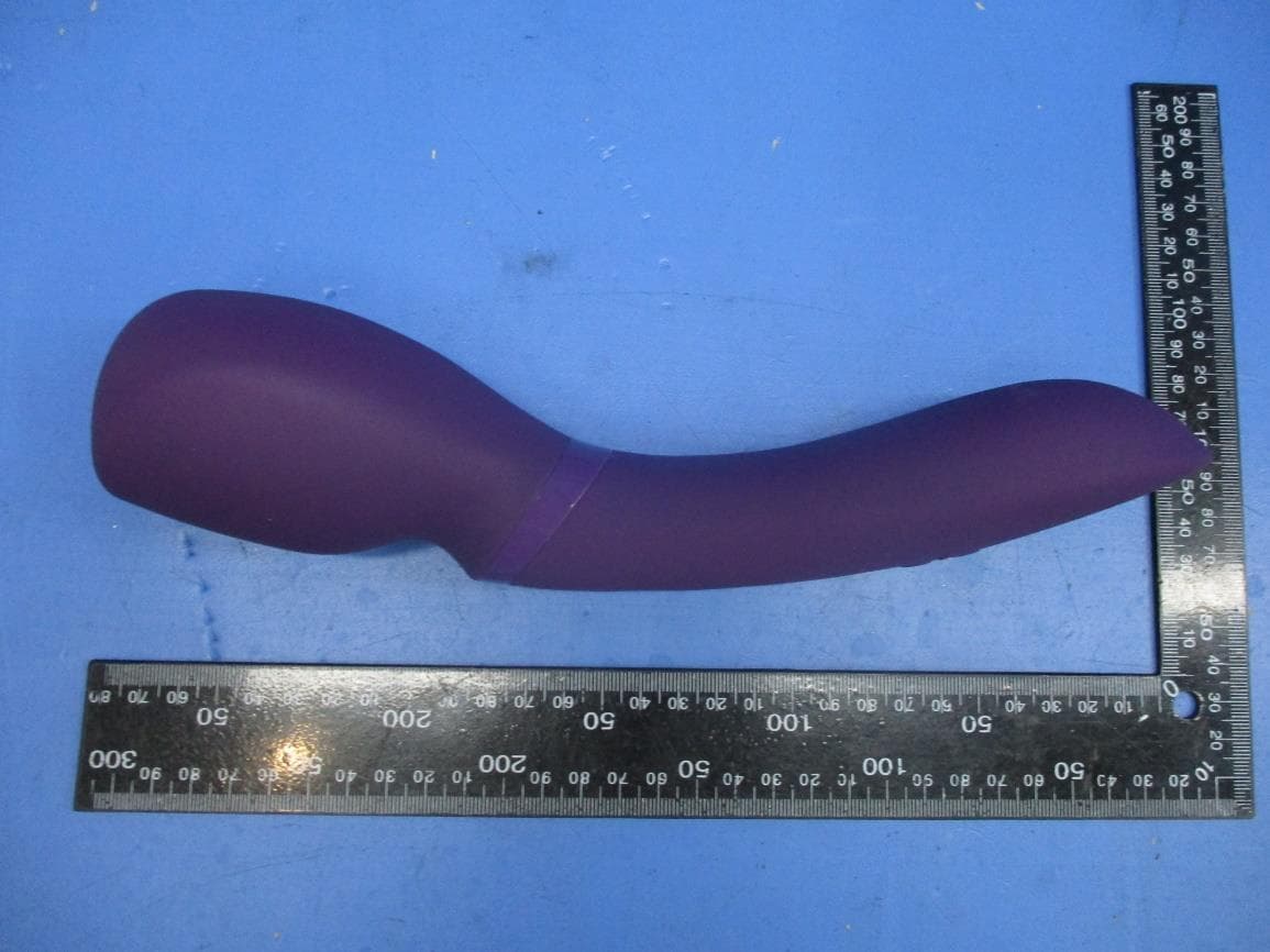 Vibrating massager - FCC ID ZUEWND20B - WOW Tech Canada Ltd. (3)