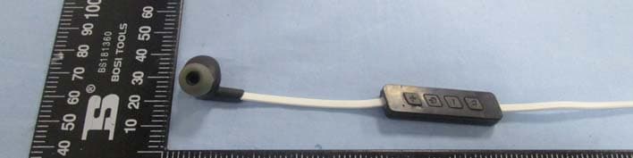 Sport Bluetooth Earphone - FCC ID ZUKBT588 - Wintop Electronics Co., Ltd. (5)