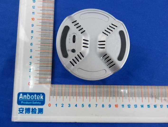 Bluetooth speaker - FCC ID ZV9-KR-BT2026 - Shenzhen Kingree Electronic Co., Ltd. (4)