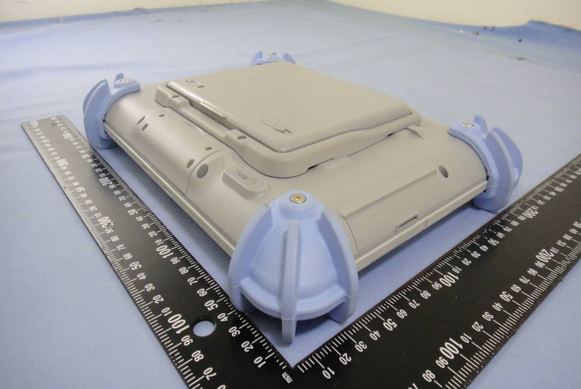 TABLET PC - FCC ID ZWMCARPOKE00R00 - Ubiqconn Technology, Inc. (5)