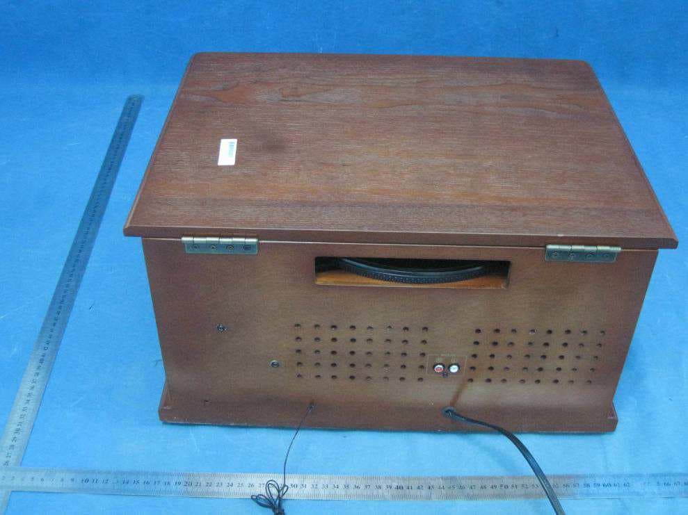 Wooden Music Center with Bluetooth - FCC ID ZXNLEETACE69E0 - Guangdong Leetac Electronics Technology Co.,Ltd. (4)