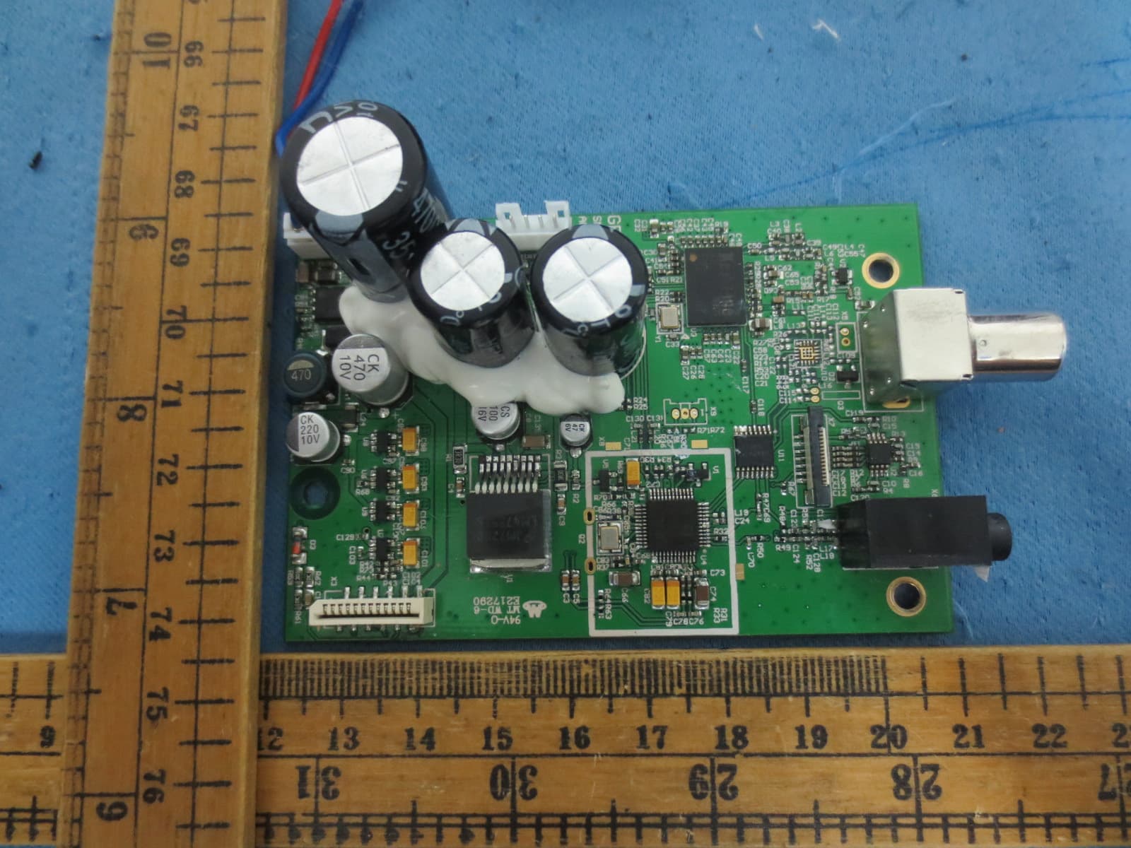 clock radio - FCC ID ZXX-MODELSBT - G-Lab GmbH (3)