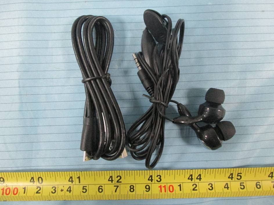 WCDMA Mobile Phone - FCC ID ZYPBANG2 - Nexpro International Limitada