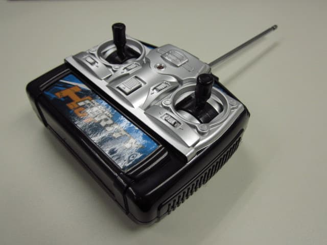 RC Toy Transmitter - FCC ID ZYVWINYEATOYS1 - WINYEA TOYS LIMITED (2)