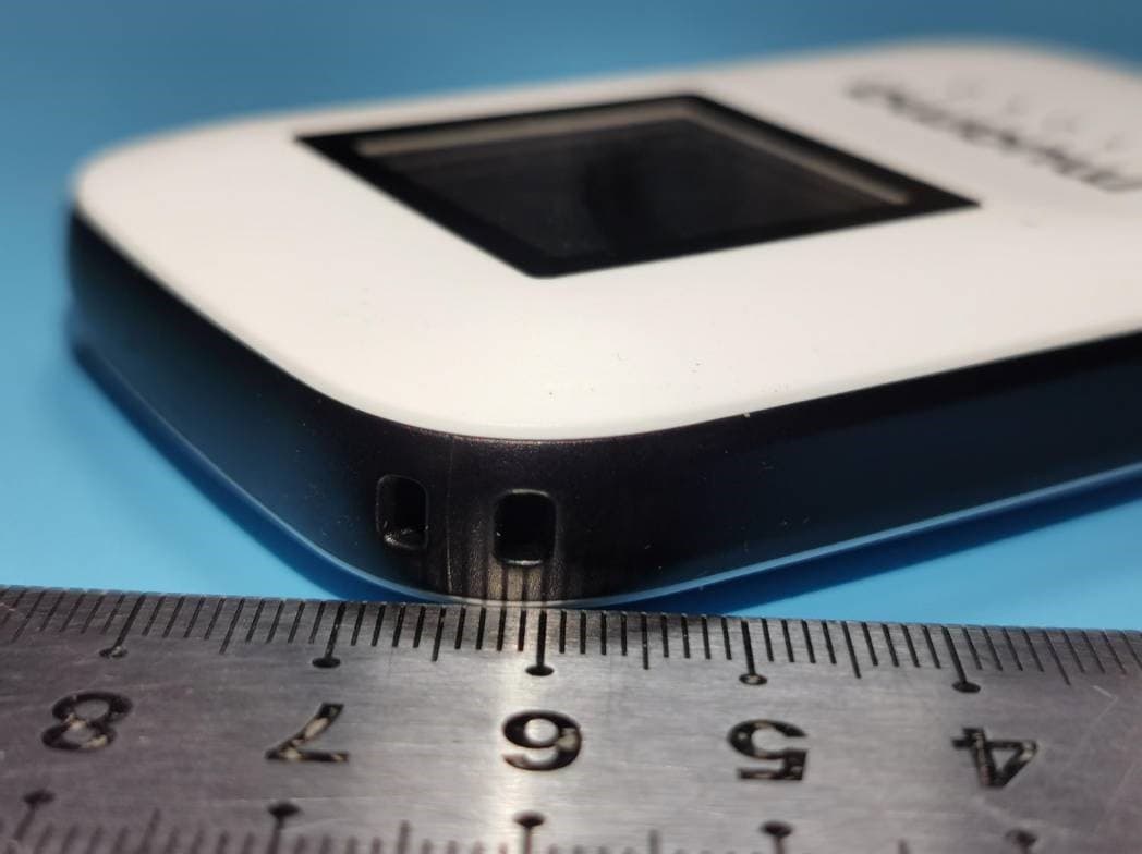 Portable WiFi - FCC ID ZZJ-MF833 - Shenzhen Harvilon Technology Co., Ltd (3)