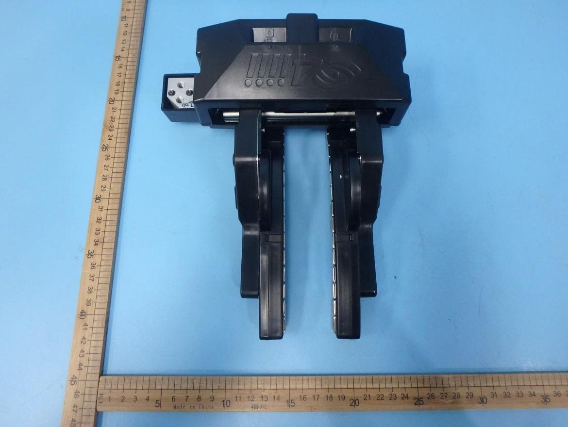 Smart bicycle trainer - FCC ID ZZN-ST100 - 4iiii Innovations Inc. (2)