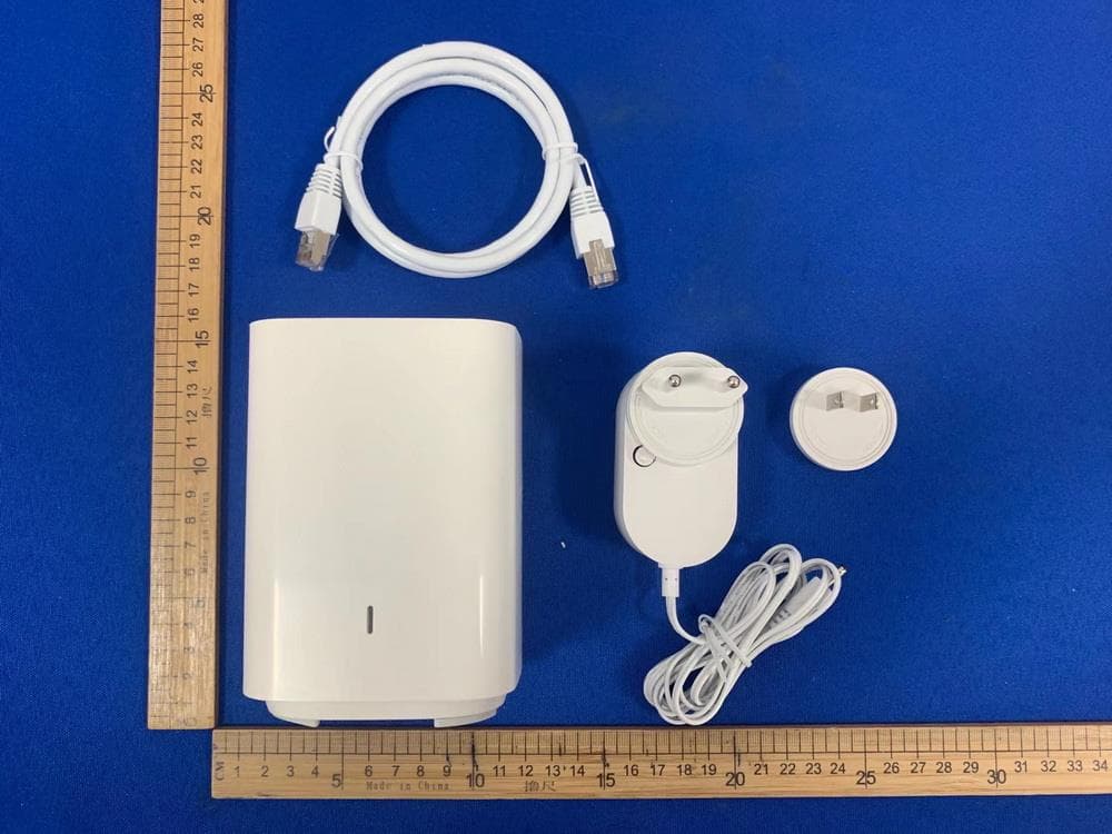 Outdoor Battery Cameras (Wi-Fi HomeBase) - FCC ID 2A22Z-W331H - Botslab, Inc.