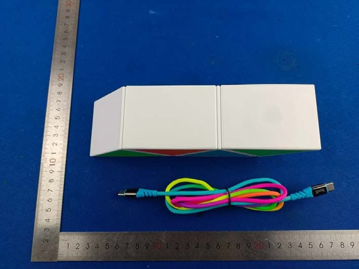 4 IN 1 WIRELESS CHARGER Deformable Multiple Output Charging Station With Night Light - FCC ID 2A2GO-WL4600 - Dongguan Budi Electronic Co.,ltd