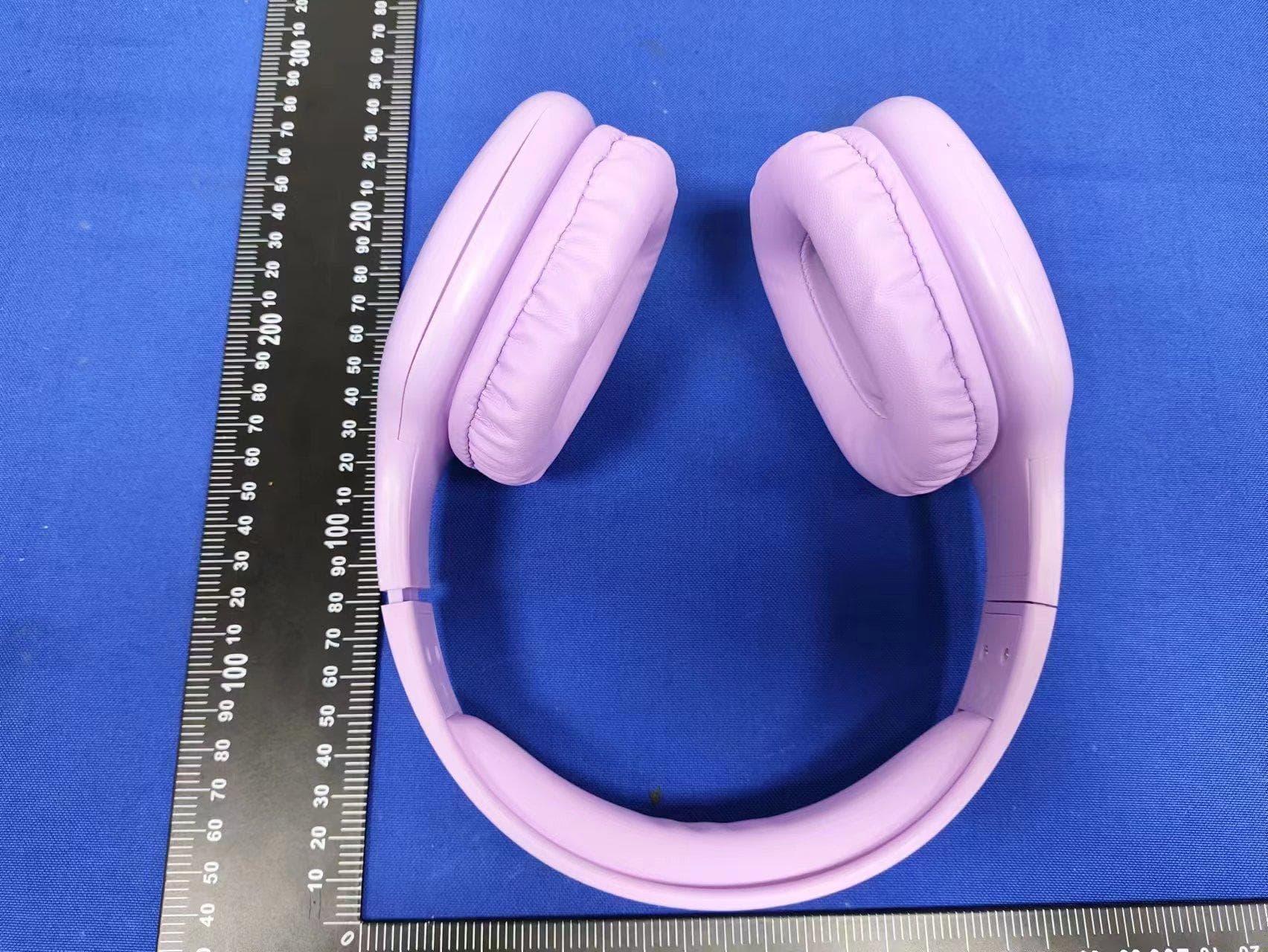 Stretchable Wireless Headset - FCC ID 2A2H6-E21016A - Shenzhen Bao Tianhua Technology Co., Ltd.