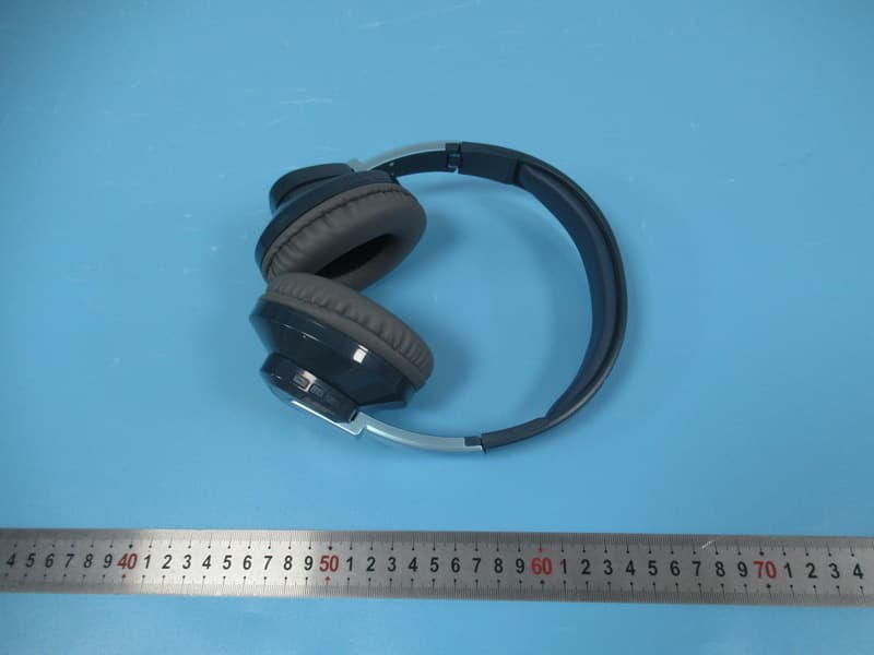 Bluetooth headphone - FCC ID 2A2H6-MU01041 - Shenzhen Bao Tianhua Technology Co., Ltd.