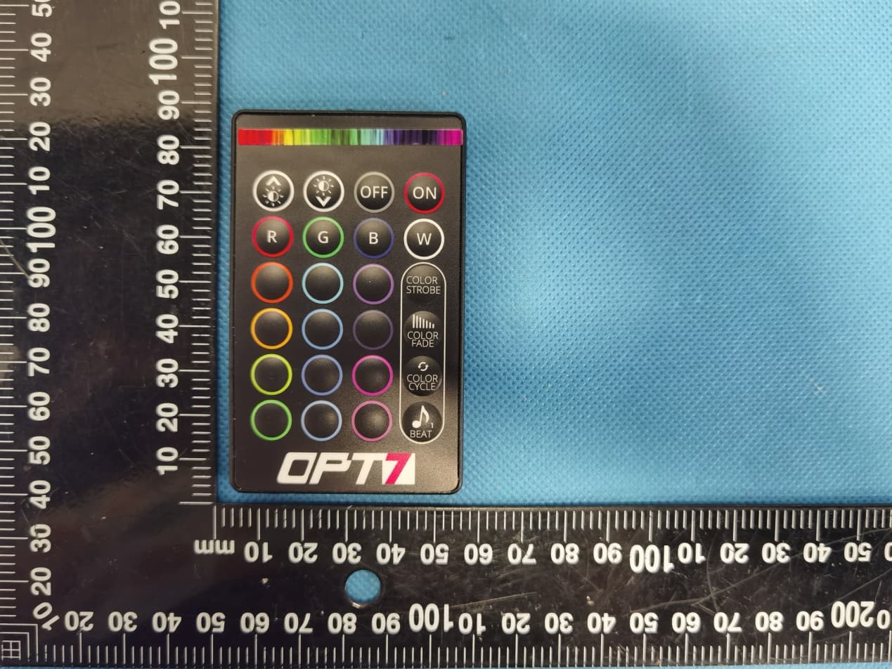hand held remote - FCC ID 2A2JZ82000202 - DongGuan MingHo Trading Co., Ltd.