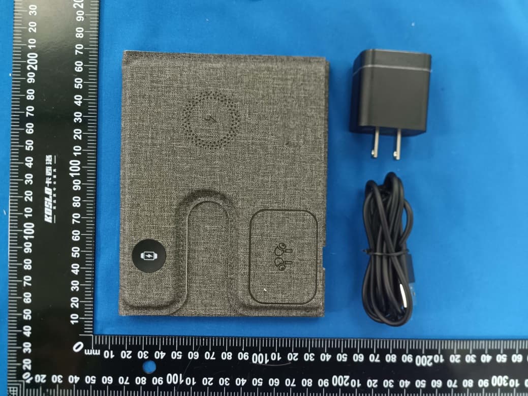 Foldable Wireless Charger - FCC ID 2A2NS-17AIR - Guanyu(Dongguan) Intelligent Technology Co.,Ltd