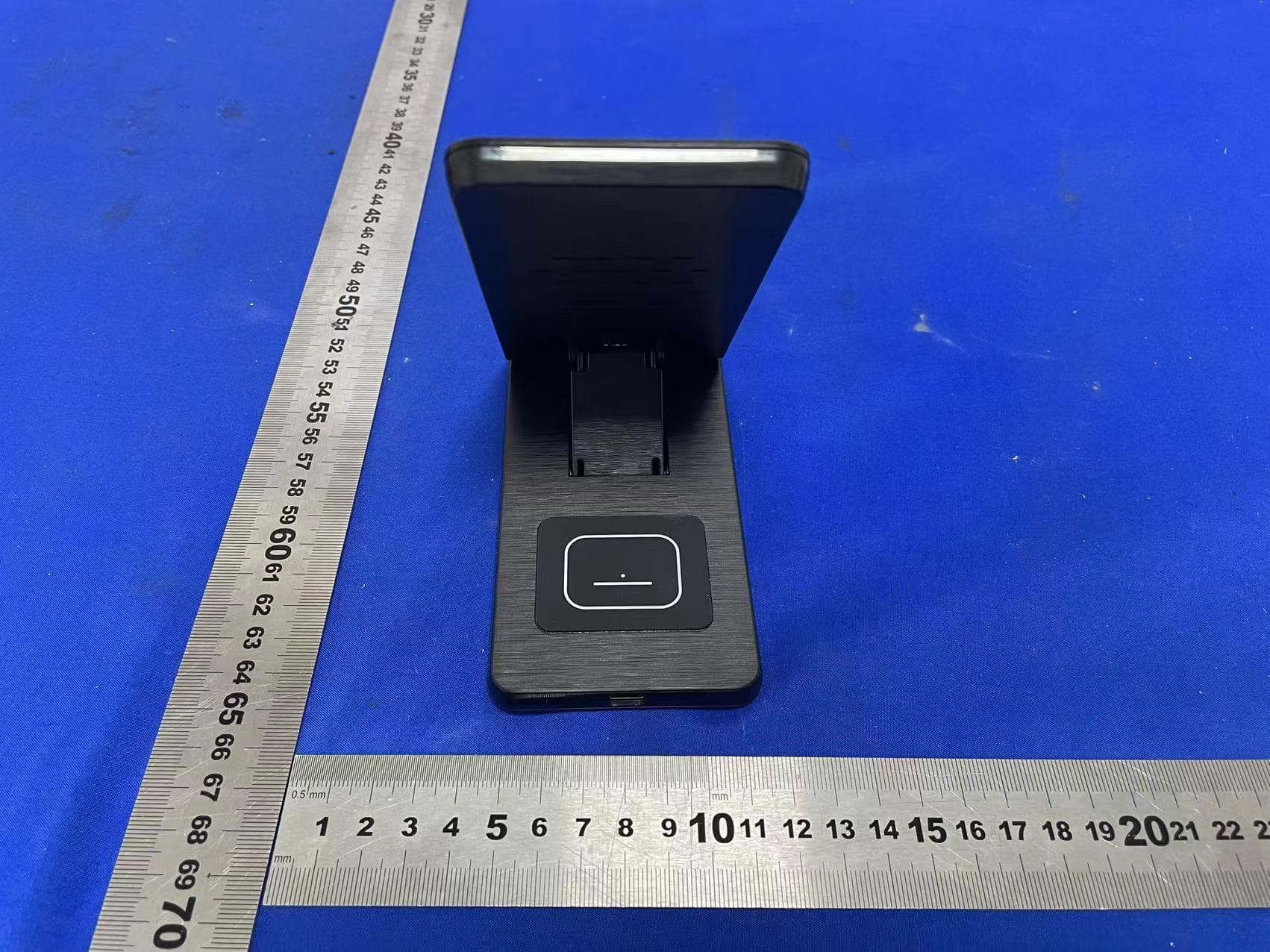 Wireless Charger - FCC ID 2A2NS-GY-Z15 - Guanyu(Dongguan) Intelligent Technology Co.,Ltd