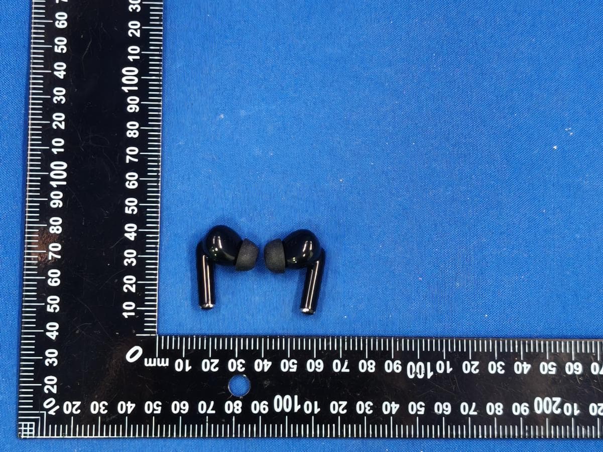 In-Ear Earbuds (TWS) - FCC ID 2A2P5-OHR657 - Acer Gadget Inc.